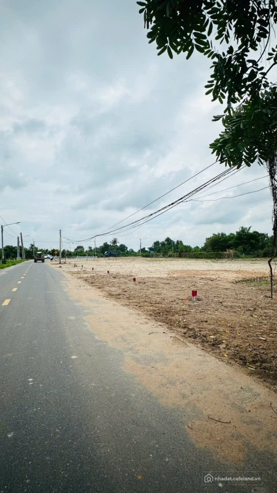 Bán lô đất gần biển Phước Hải đường nhựa 8m