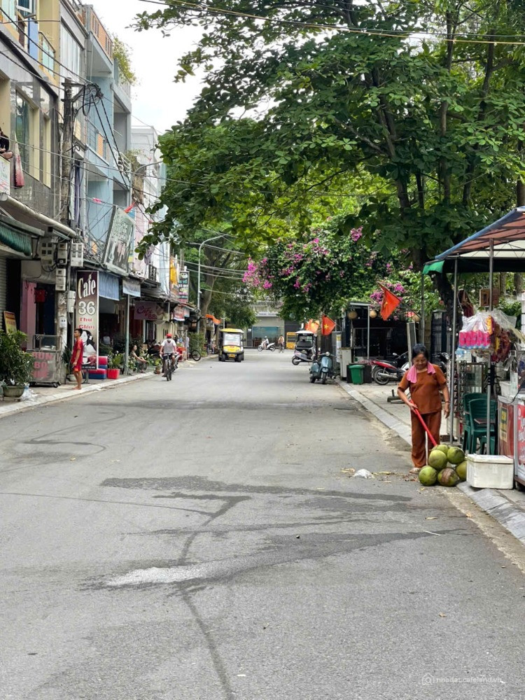 BÁN ĐẤT BIỂN SẤM SƠN NGAY BÃI B KINH DOANH BUÔN BÁN CỰC ĐỈNH CHỈ 4,X TỶ
