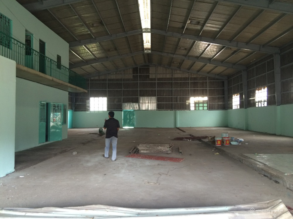 NHÀ XƯỞNG CHO THUÊ ĐƯỜNG QL_1A QUẬN 12 DT: 1000M GIÁ 65 TRIÊU/THÁNG LH: 09085612
