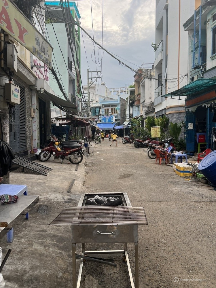 62M² × 2TẦNG HXH TRÁNH ,SÁT MẶT TIỀN CHU VĂN AN - NGAY HỌC VIỆN CÁN BỘ THÀNH PHỐ