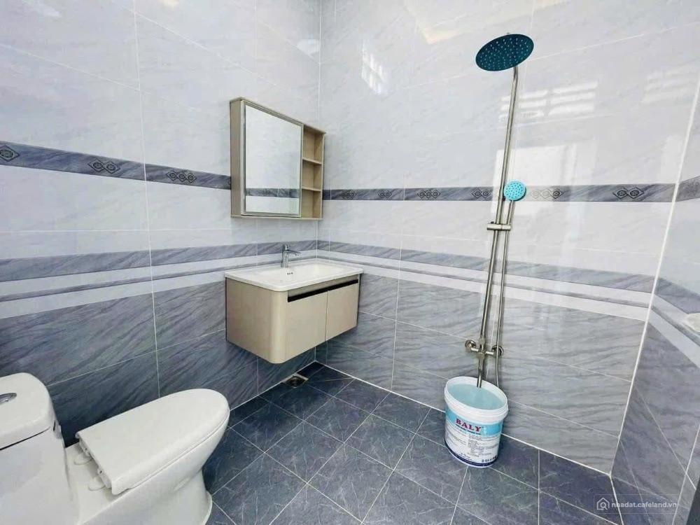 Bán nhà 1 Lầu 4 PN, hẻm xe hơi, 107m2, SHR có hoàn công, Ngay Tân Kim.
