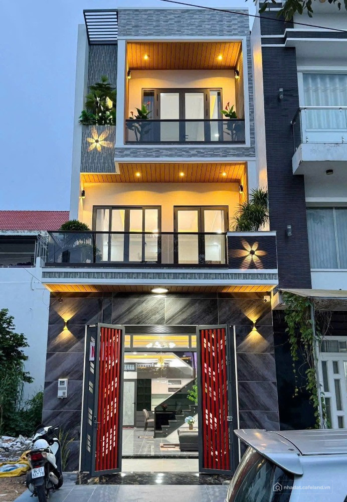 CẮT LỖ 500 TRIỆU BÁN NHÀ PHẠM HÙNG, BÌNH HƯNG, BÌNH CHÁNH GẦN SVĐ Q.8, ĐƯỜNG 8M
