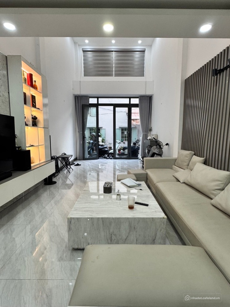 Quận 5, Đường An Bình, phường 6, 66m2, 5 tầng, 6PN, 13.2 tỷ thương lượng