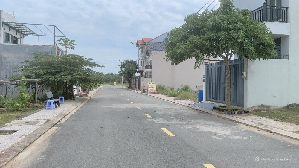 Bán đất thổ cư MT sông-đường Long Thuận-SHR- Xây tự do-P.Trường Thạnh Q9- 4 tỷ