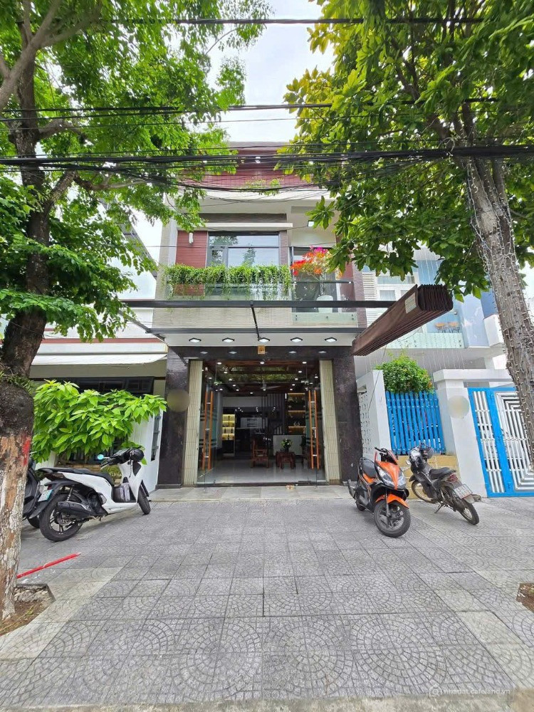 Nhà Củ Chi 200m2 4 phòng ngủ 2ty150 triệu 7x28 sổ riêng chính chủ