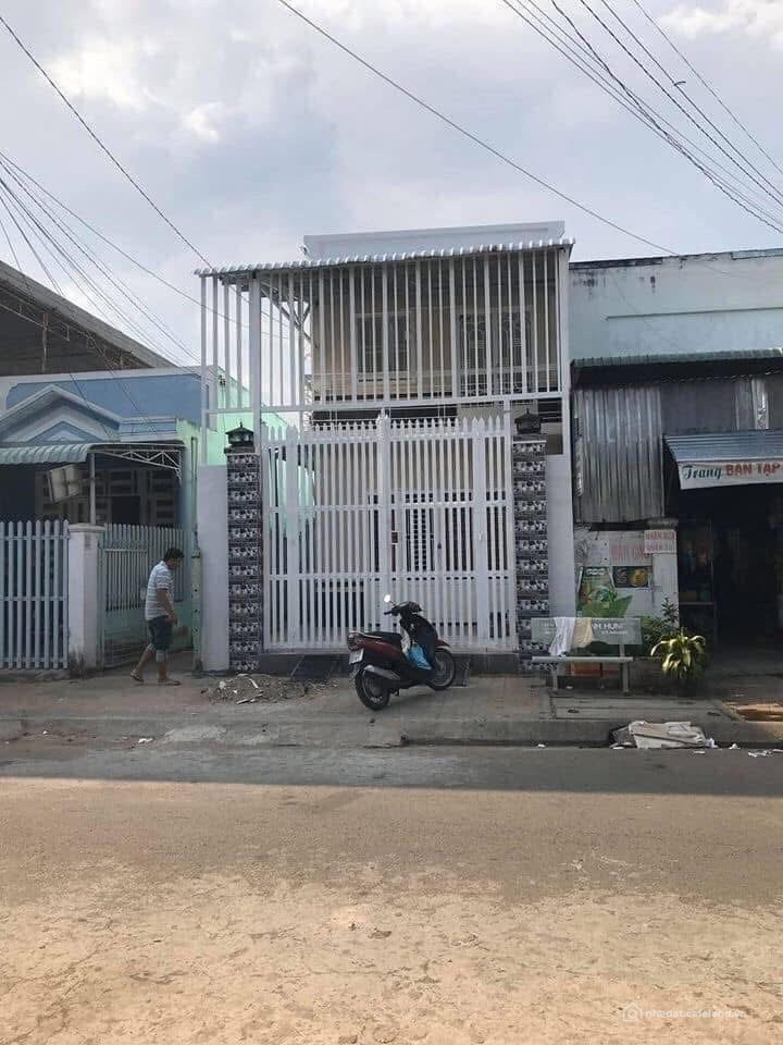 Bán nhà 1T1L:- ĐC: 7 Nguyễn Thị Tồn (444/7 CMT8 cũ), BHN, BT, TP Cần Thơ.