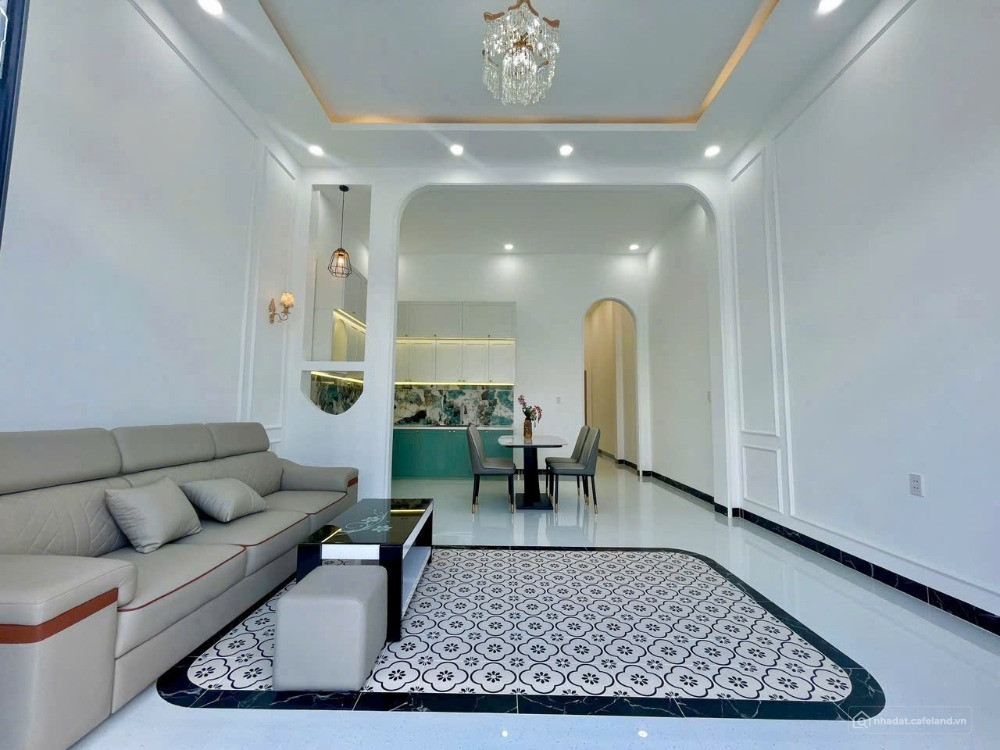 Nhà Bình Chánh – Ngộp tiền xoay vốn, giá dưới 1 tỷ, sổ riêng công chứng ngay!