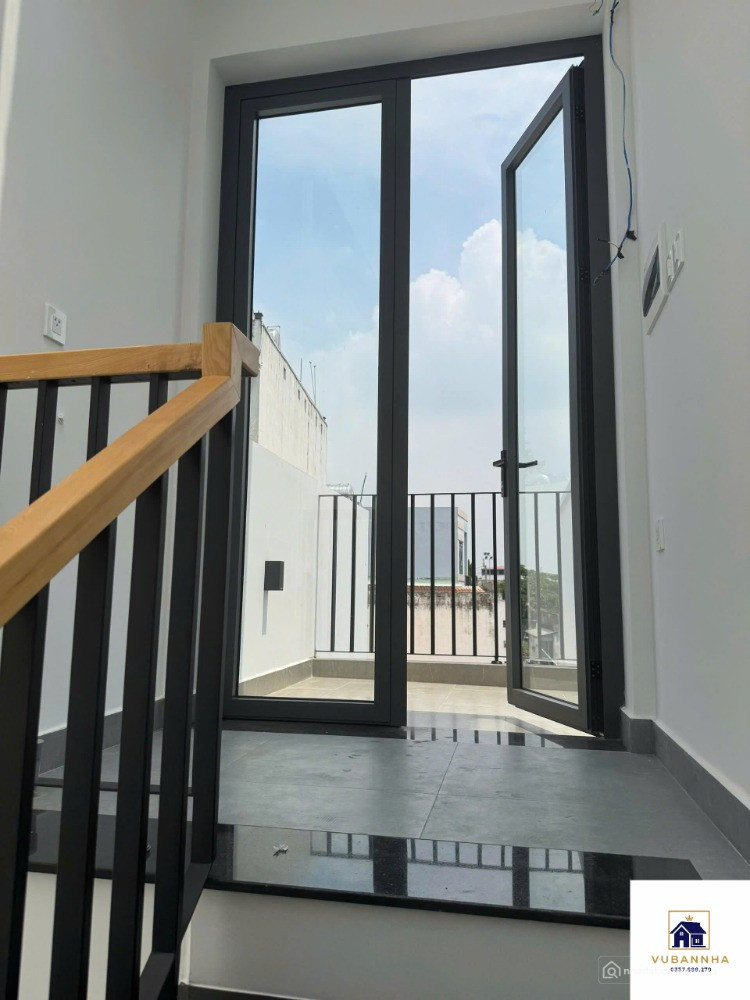 Nhà đẹp mới xây - trung tâm thủ đức - giá 7 tỷ (tl)