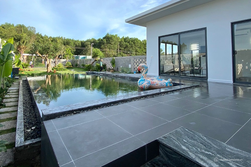 Cấn bán lô đất biệt thự cách biển chỉ 7 phút di chuyển, giá tốt đầu tư