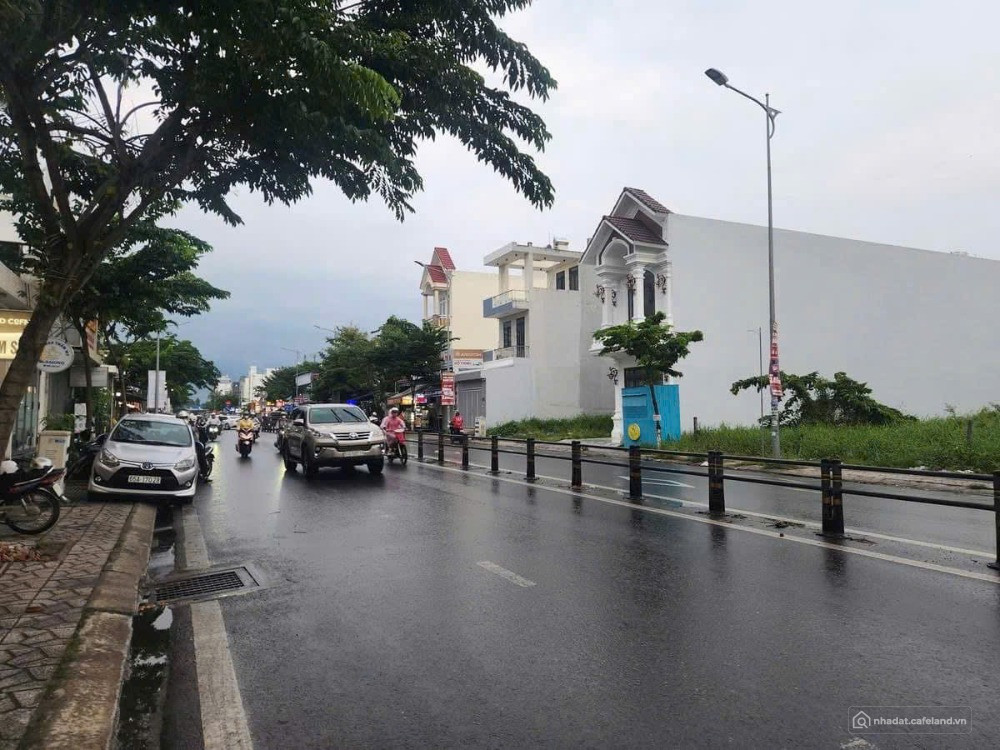 Bán nhà Mặt tiền đường Trần Hoàng Na ,Hồng Phát. Giá 9,3 tỷ