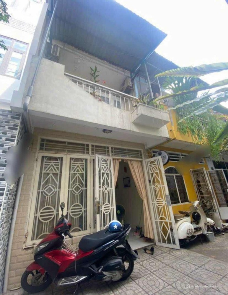 VỊ TRÍ ĐẸP - HẺM SIÊU AN NINH YÊN TĨNH -CÁCH HẺM XE TẢI VÀI BƯỚC CHÂN - 34 M2