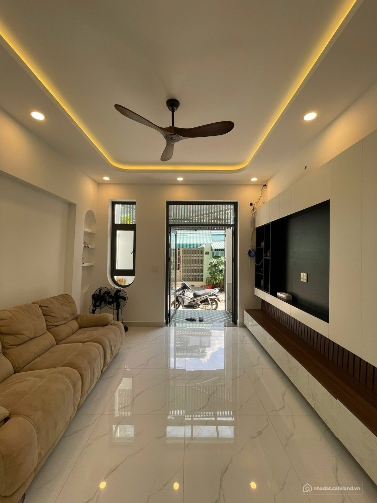 Giáp Quận 6-An Dương Vương- hẻm ô tô - nhà đẹp 2 tầng.