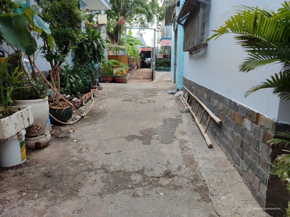 NHÀ ĐẸP 2 TẦNG BTCT – GIÁ CHỈ 4,x TỶ – CHỦ BÁN GẤP!!!