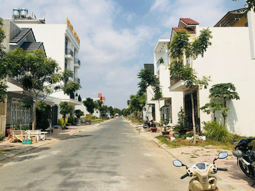 Bán 200m2 Chơn Thành, Bình Phước. Giá 850tr Thương lượng. LH 0335247518