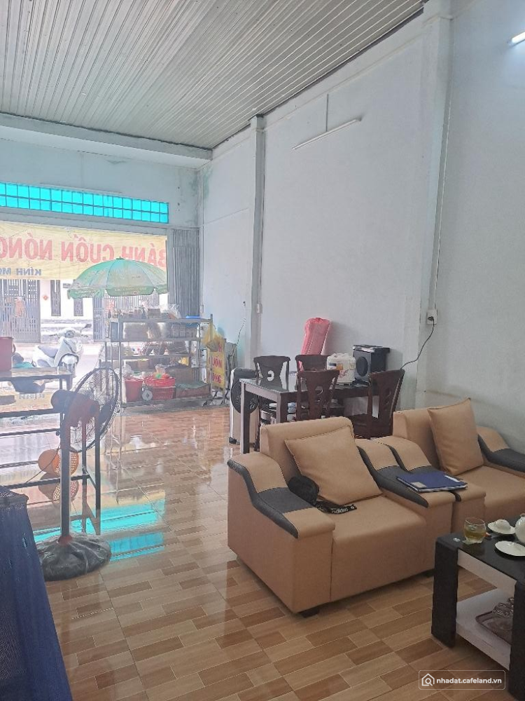 Giảm còn 7.8 tỷ giá cũ 7.9 Tỷ _ 2 MT, mặt Trần Quang Cơ, mặt hẻm sau đường 5M.