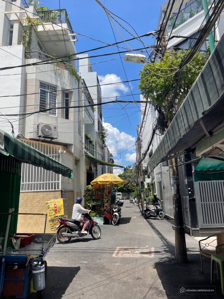 Quận 6, HXH Phạm Văn Chí, phường 8, 45m2, 4 tầng, 4PN, hơn 8 tỷ