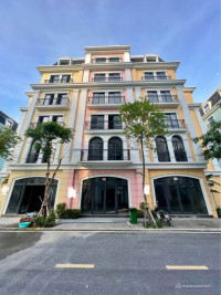 Do chuyển sinh sống, Bán căn Liền kề 6 tầng 81m2 Ven Biển tại trung tâm du lịch
