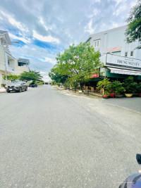 Bán đất thổ cư 105m sát chợ Bình Chánh,trường học ,gần chợ & bện viện Nhi Đồng3