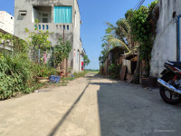 Cần bán lô đất ngay chợ Long Điền