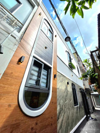 GẦN 40m2 - 2 TẦNG - GIÁP QUẬN 1 -  LÊ VĂN DUYỆT - Ô TÔ ĐẬU SÁT NHÀ