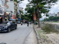 Nhà mặt phố ngã tư Nguyễn Đức Cảnh