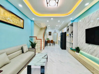 Chính chủ cần bán gấp nhà gần chợ Bình Điền giá 950 triệu