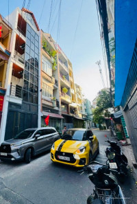 CHDV Cộng Hoà, hẻm 8m thông Nguyễn Thái Bình, 4x16 5 t 12PN 12WC, 13.x ty