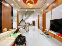 Cần tiền bán gấp căn nhà Đường Nhất Chi Mai, P.13, Quận Tân Bình. Giá chỉ 2tỷ850