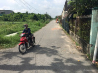 Chủ gửi lô đất 2 mặt tiền đường Bụi Thị Điệt. Đất vuông vức như cái thước kẻ.