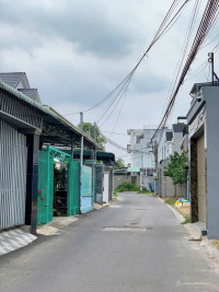 Nhà đẹp 1 trệt 1 lầu Phú Hòa, gần chợ, 3PN, sân ô tô, full nội thất, 3.49 tỷ