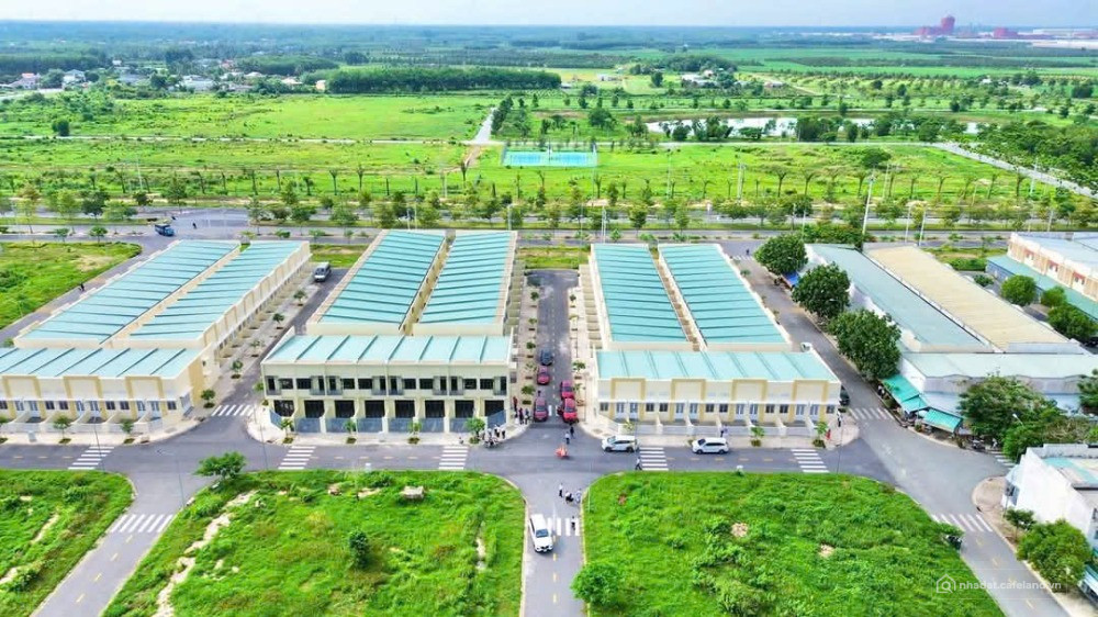 Bán căn 1 lầu nhà phố Phước Đông New City, Trảng Bàng giá 1,589 tỷ ck 110tr