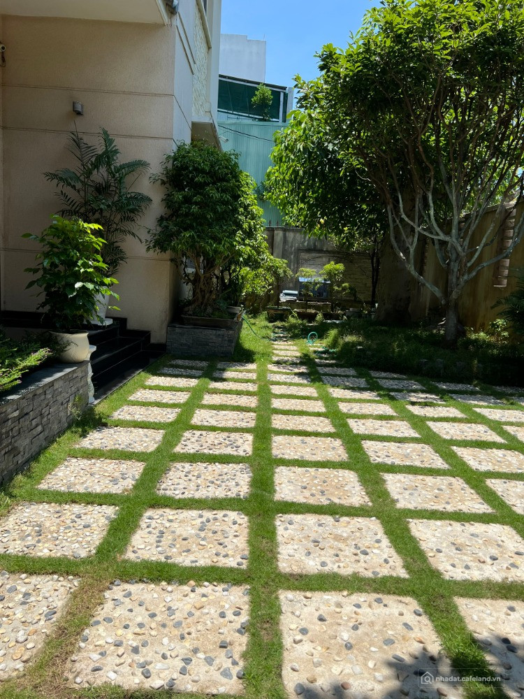 Thừa công năng, chính chủ bán căn biệt thự siêu đẹp khu đô thị Nam Việt Á - GĐ 1