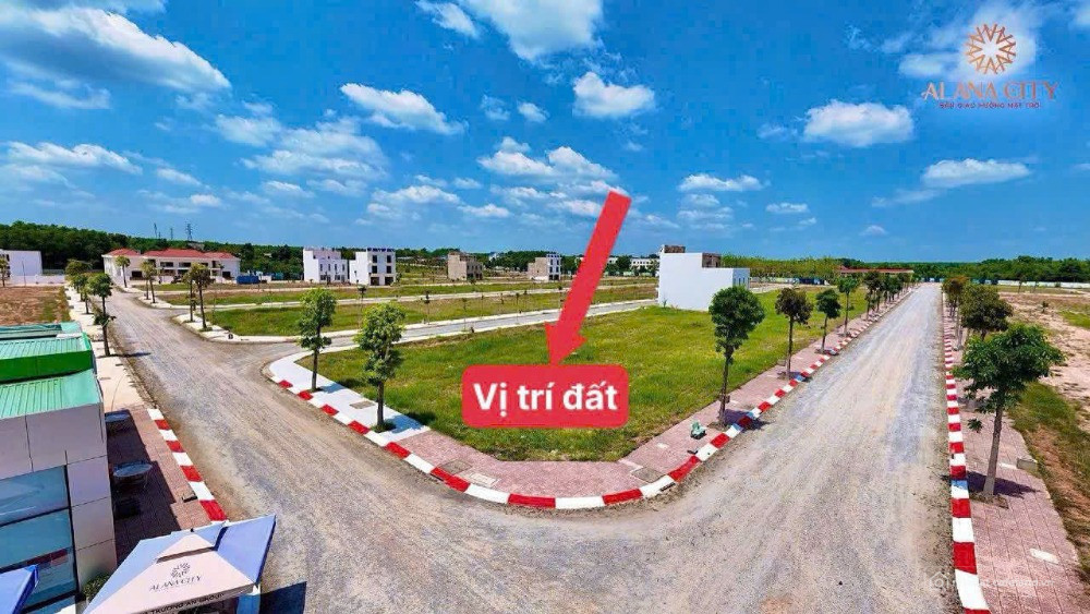 Lãi gấp đôi, mua là lời! Lô góc đối diện quảng trường trung tâm tại KĐT TPHCM