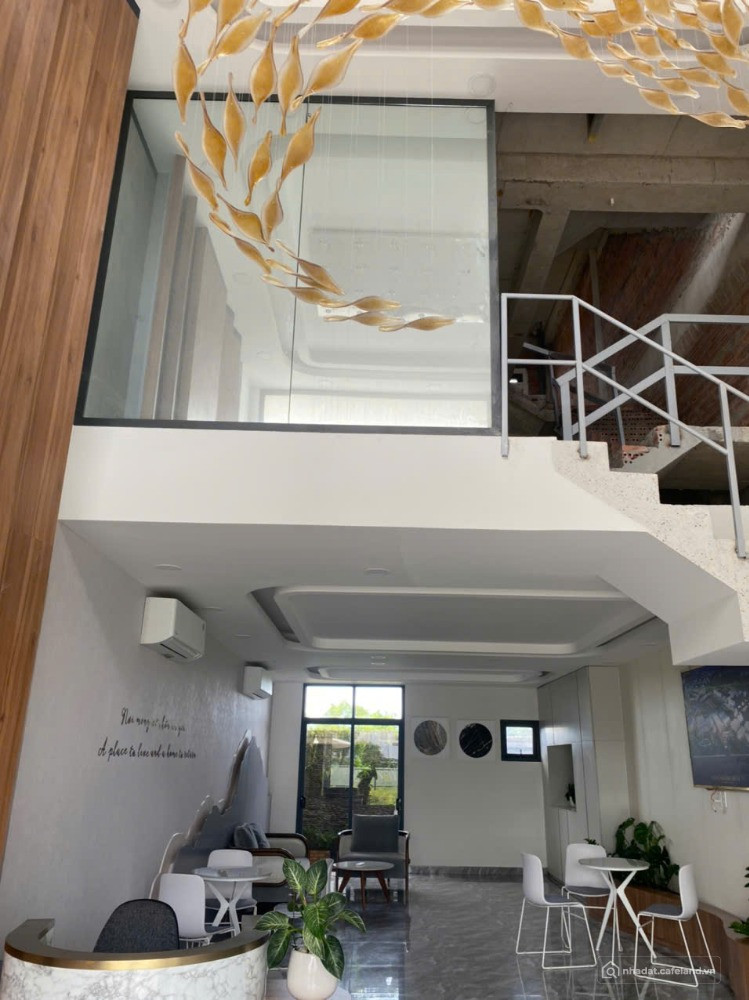 Bán nhà 1 trệt 1 lửng 2 lầu gần chợ Bình Chánh , giá 1,2 tỷ