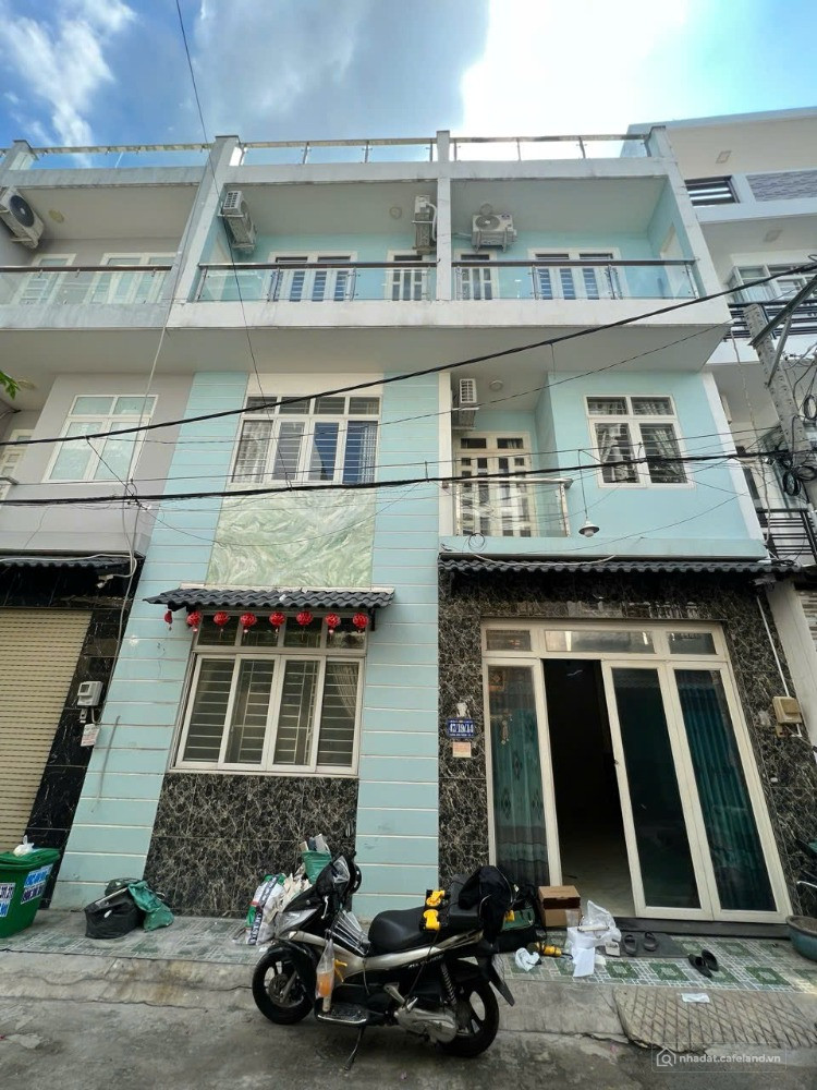 Chính chủ cần bán gấp nhà đẹp ngang 8m Khu vip Bình Tân HXH