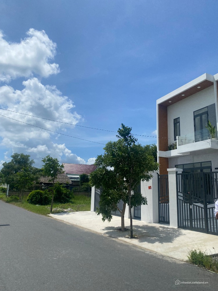 BÁN NHÀ MẶT TIỀN ĐƯỜNG VỪA Ở VỪA KINH DOANH