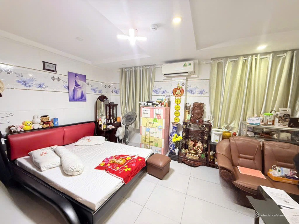 Bán CHDV 7 lầu mặt tiền Bạch Đằng ngang 6m DTS 434m2 14PN TN 100tr ngay sân bay
