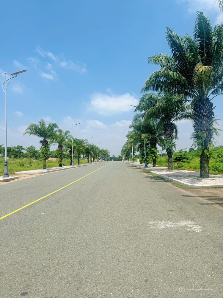 Nền 105m2 gần Bến du thuyền, giá 17tr/m2 rẻ nhất tại Biên Hoà New City, bao phí