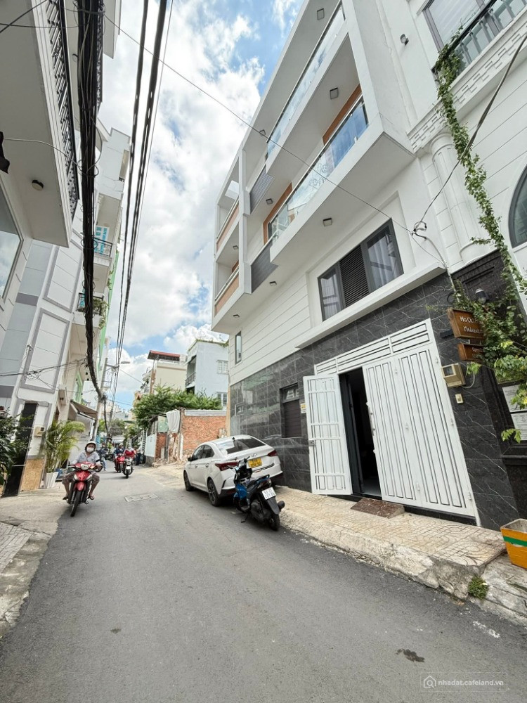 VỊ TRÍ ĐẸP - CÓ THANG MÁY- TOÀ NHÀ CHDV DÒNG TIỀN SẴN - HẺM NHỰA ÔTÔ THÔNG.
