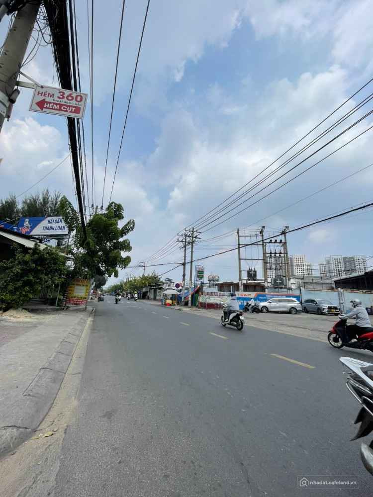 Bán nhà mặt tiền đường Thoại Ngọc Hầu, 7.2x20m, Giá 14 tỷ TL