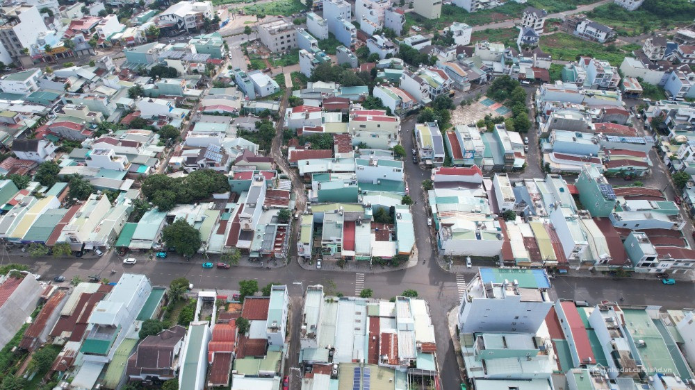 Cần bán lô đất 10m măt tiền đường Phù Đổng, Pleiku, Gia Lai