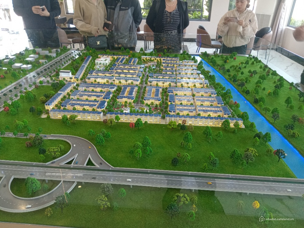 THE SOLIA NỀN TẢNG ĐẦU TƯ-CUỘC SỐNG THĂNG HOA