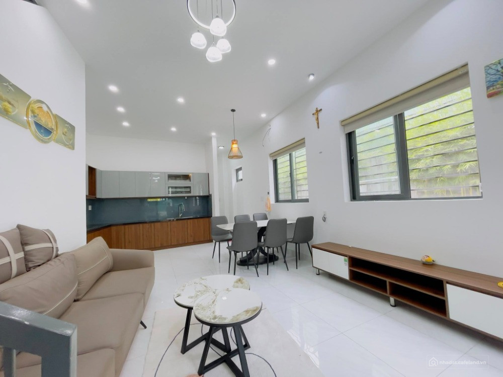 Bán Nhà Đẹp 3 Tầng - 2 Mặt Kiệt - Gần Biển - Thanh Khê