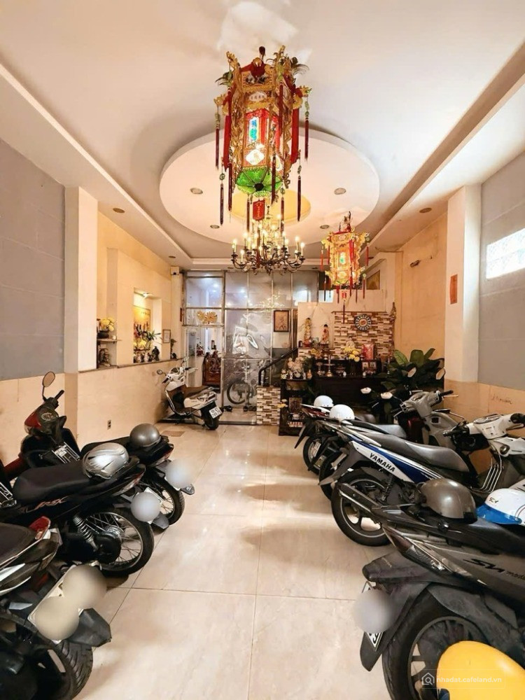 23 tỷ mặt tiền Bình Long kinh doanh đa ngành nghề tiệm vàng, thuốc tây, cafe...