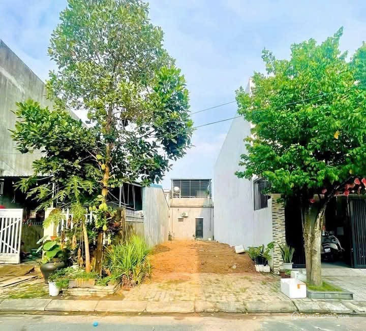 Cần bán gấp lô đất gần Trung Tâm Hành Chính Bến Cát, Bình Dương, 920Tr, 100m2