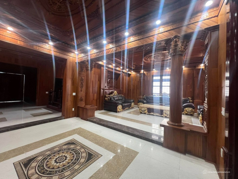 Cho thuê biệt thự 2 mặt phố khu Đông Nam Cường, TP HD, 770m2, sân cổng cực rộng,