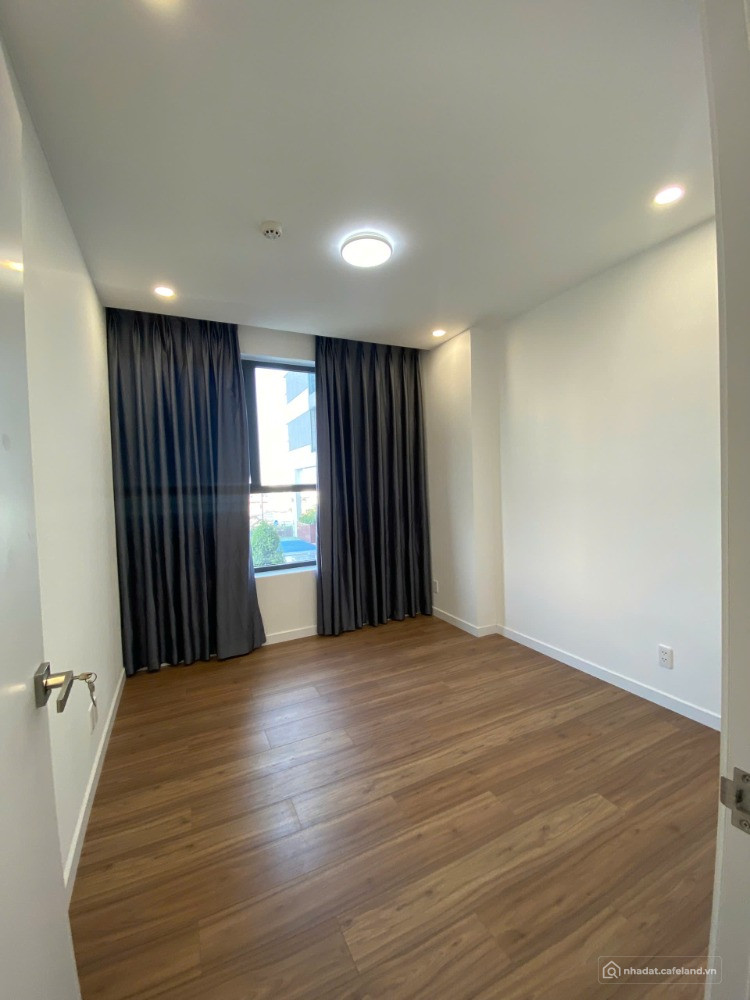 D'Lusso căn góc 2PN view sông gió mát nhỉnh 5 tỷ 9