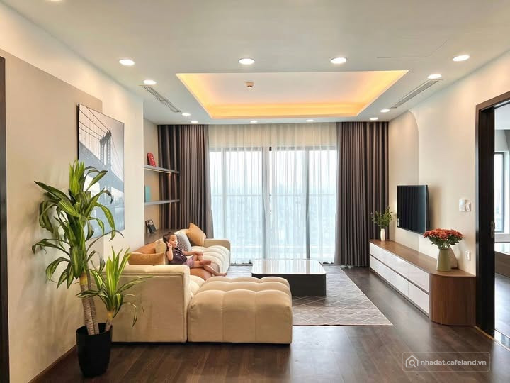 Cần bán gấp căn hộ 2 ngủ chung cư 6th Element Tây Hồ Tây