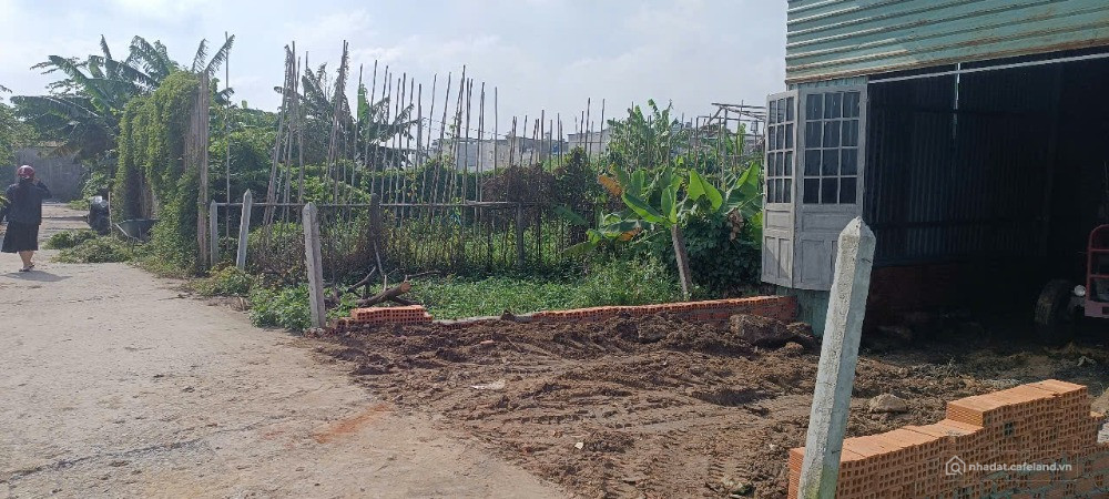 Đường Bình Mỹ ô tô thông. Dựng nhà ở liền. 10x12,5m, 550tr.