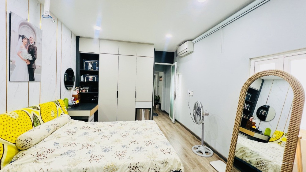 Trần Hưng Đạo Quận 5- 49m2 hai tầng 3PN hẻm xe hơi chỉ hơn 7 tỷ.